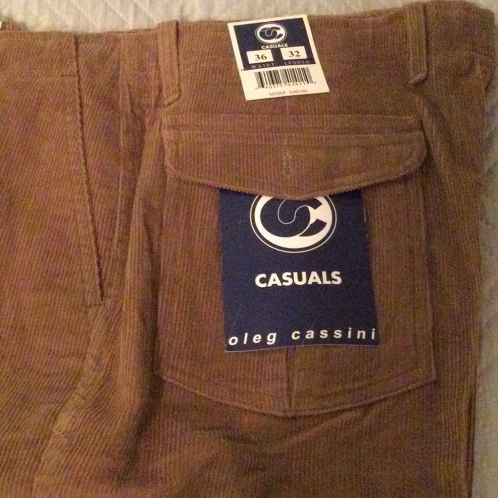 Brand new Men’s Casuals Oleg Cassini Corduroy.